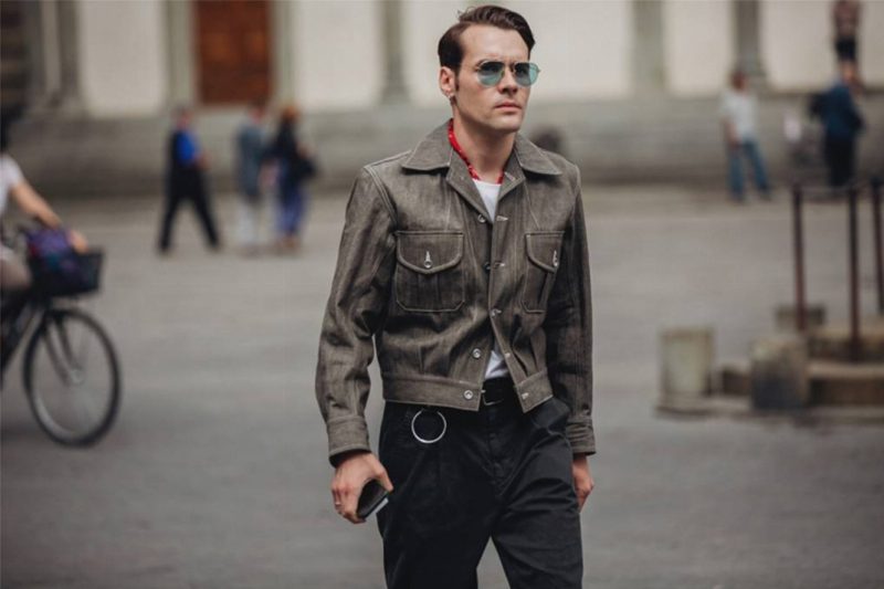 Классика против уличного стиля: street style с 94-й выставки Pitti Uomo