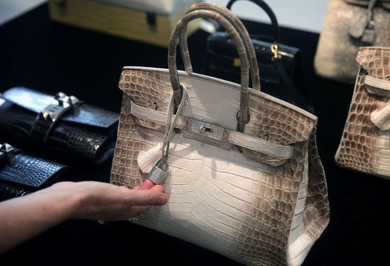 Сумку Hermès продали за рекордную сумму