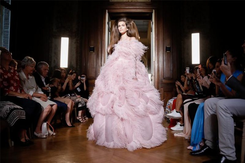Мистические создания: кутюрная коллекция Valentino Fall 2018