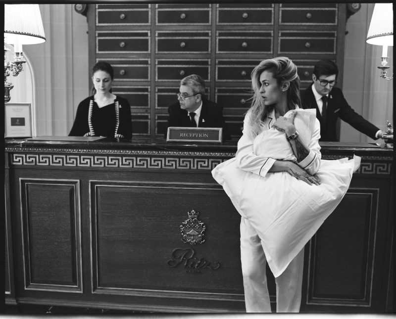 Смотрите рекламную кампанию Chanel, снятую в отеле Ritz