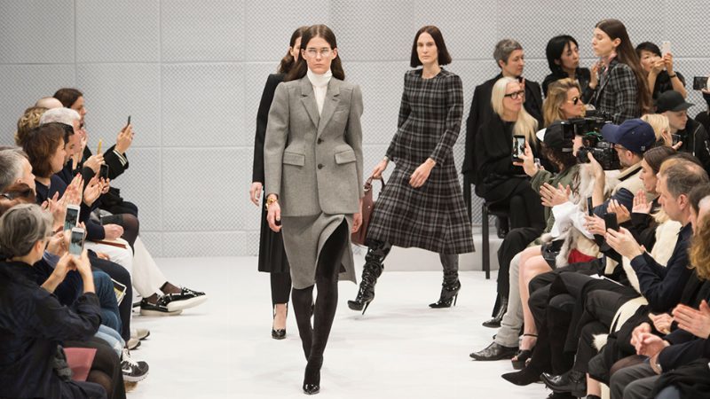 Новая коллекция Balenciaga была создана искусственным интеллектом