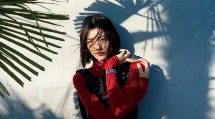Gallery: Лю Вэнь в съемке для ELLE China