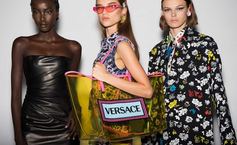 Versace проведет следующий показ в Нью-Йорке