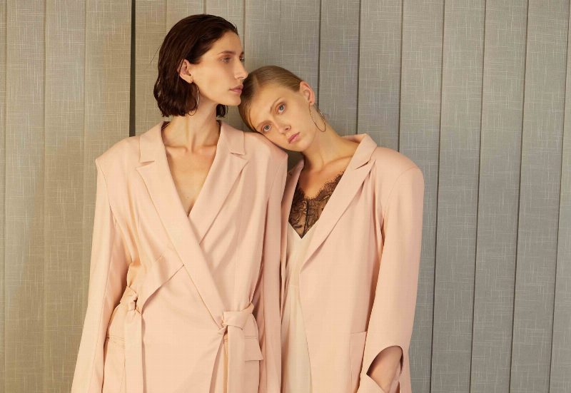 Натуральные ткани и пастельные оттенки: коллекция A.M.G SS’19