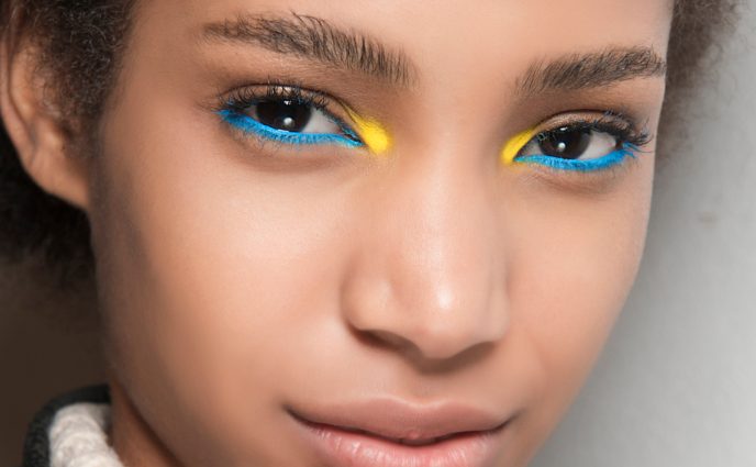 Вызывающий неон: первый beauty-тренд 2019 года