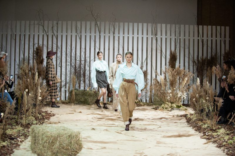 Мотивы романа «Приключения Тома Сойера» в новой коллекции Flow The Label FW’19-20 на UFW
