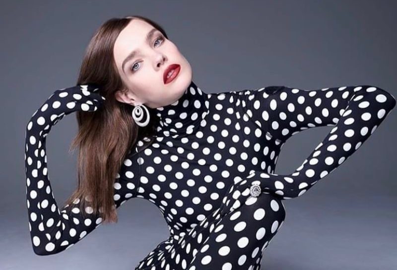 Наталья Водянова в необычных образах снялась для обложки Vogue China