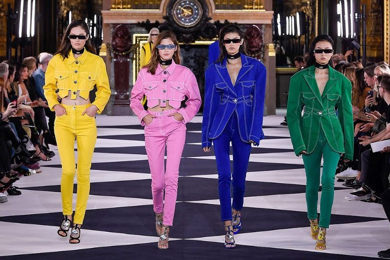 В поисках формы: показ Balmain на Неделе моды в Париже