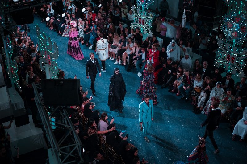 6 примеров того, как бренды хайпуют на своих показах