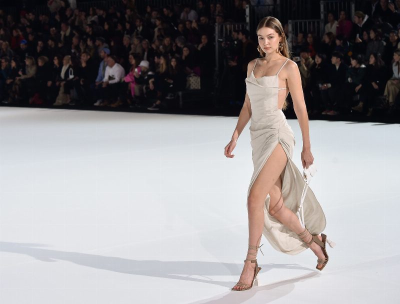 Легкость и неуловимая роскошь в новой коллекции Jacquemus FW'20