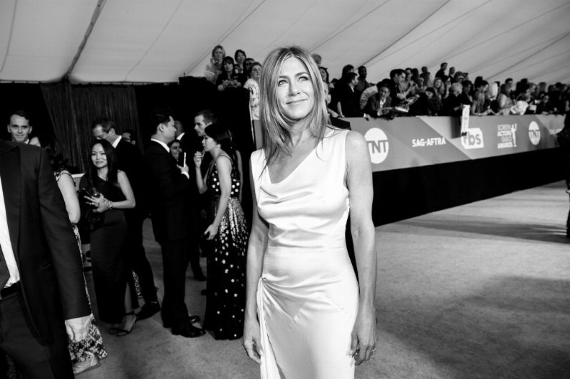 Женственность и простота: лучшие наряды премии SAG Awards 2020