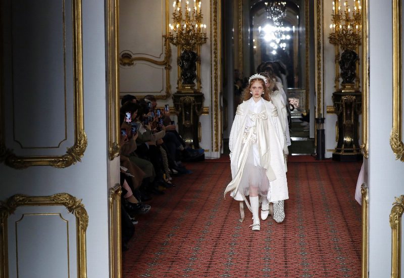 Simone Rocha FW’20: дань ирландским традициям и трагической судьбе моряков