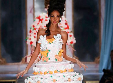 Moschino FW’2020: let them eat