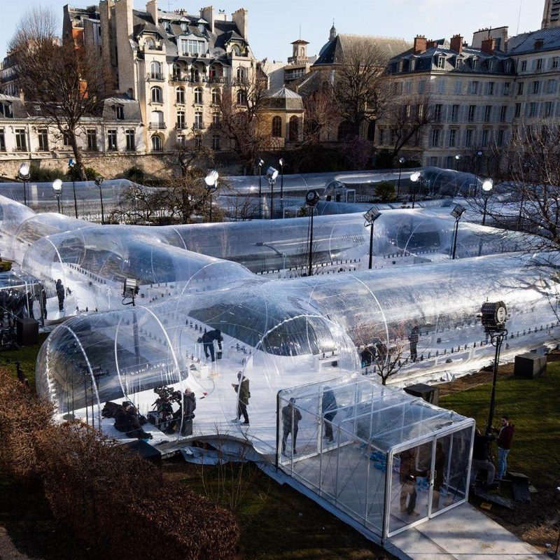Kenzo FW’2020: показ в надувном тоннеле