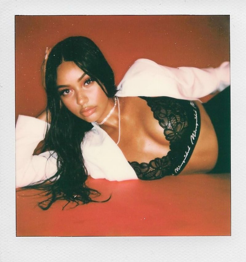 В Великобритании запретили рекламу Missguided