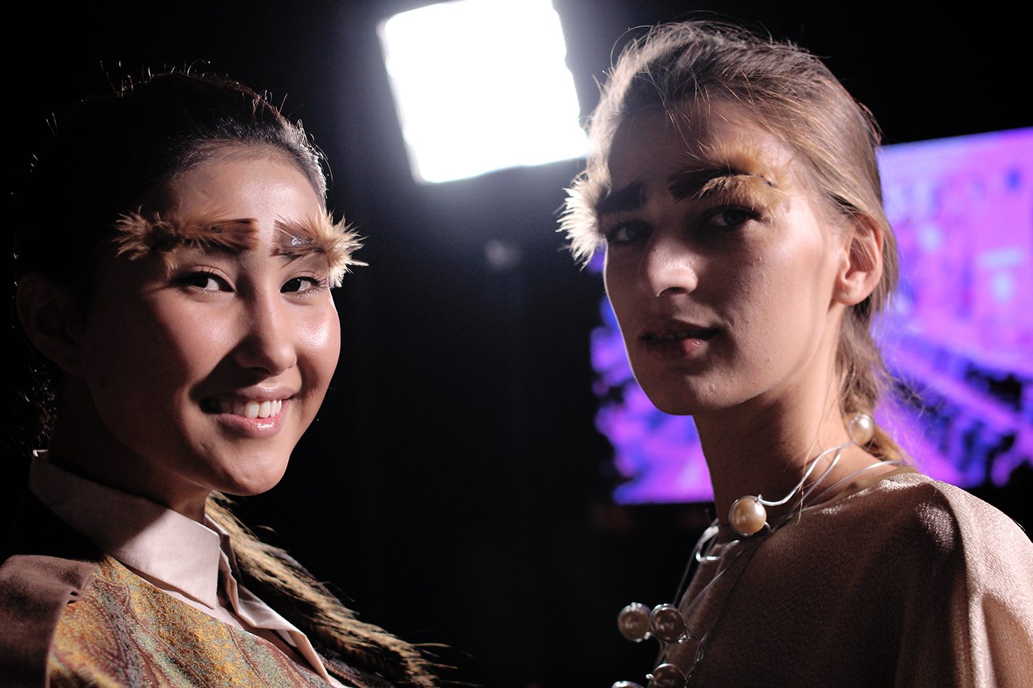 Бэкстейдж четвертого дня Mercedes-Benz Fashion Week Almaty S/S 2015