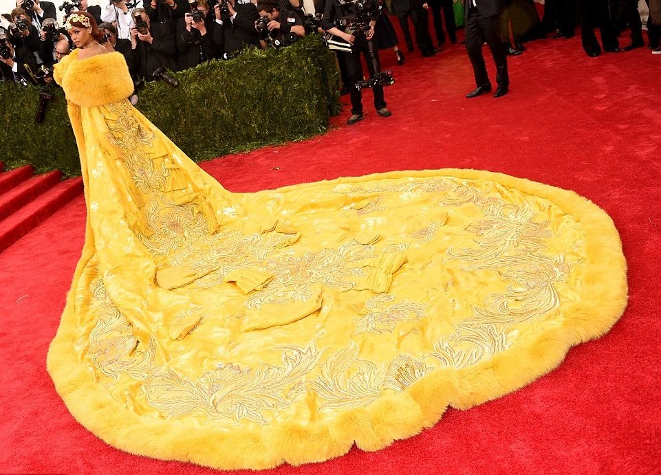 100 лучших образов Met Gala 2015: от Chanel Haute Couture до H&M