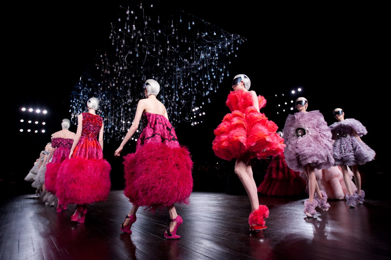 Paris Fashion Week S/S 2016: Полное расписание