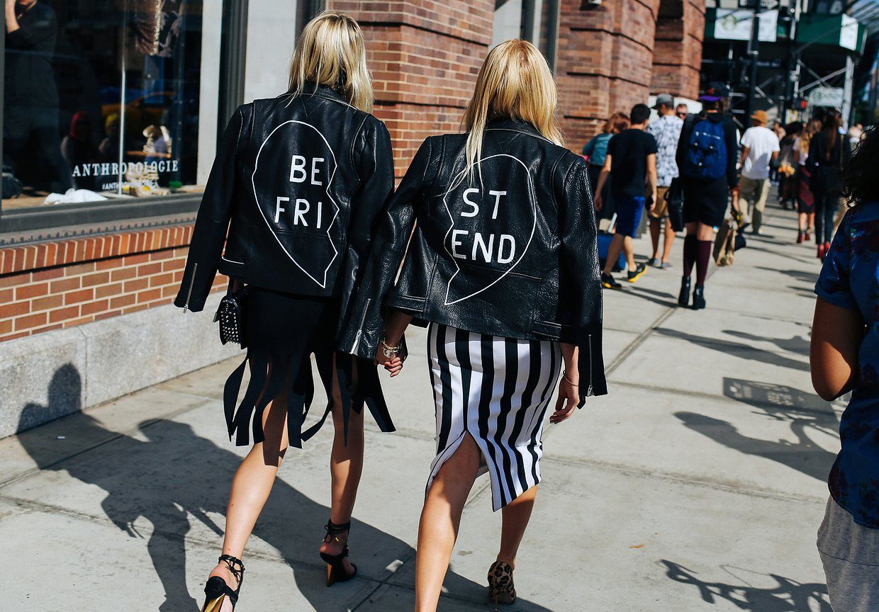 Street-style парочки: Модницы, которые любят фотографироваться вместе