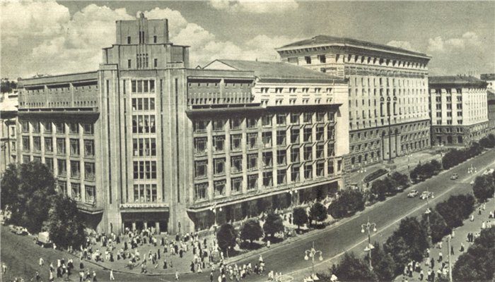 Легенды ЦУМа: история отношений универмага и Киева