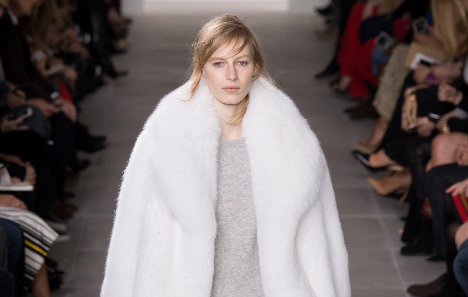 Шизофренический шик: коллекция Michael Kors осень-зима 2016