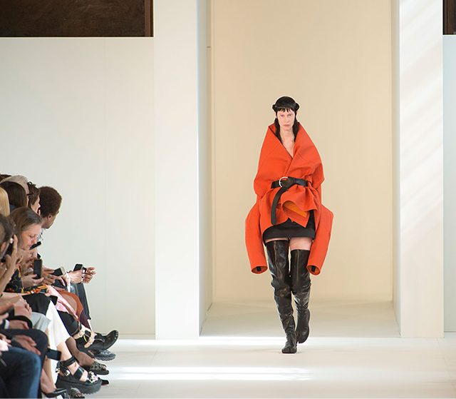 Всё, что нужно знать о кутюрном показе Maison Margiela A/W 2016