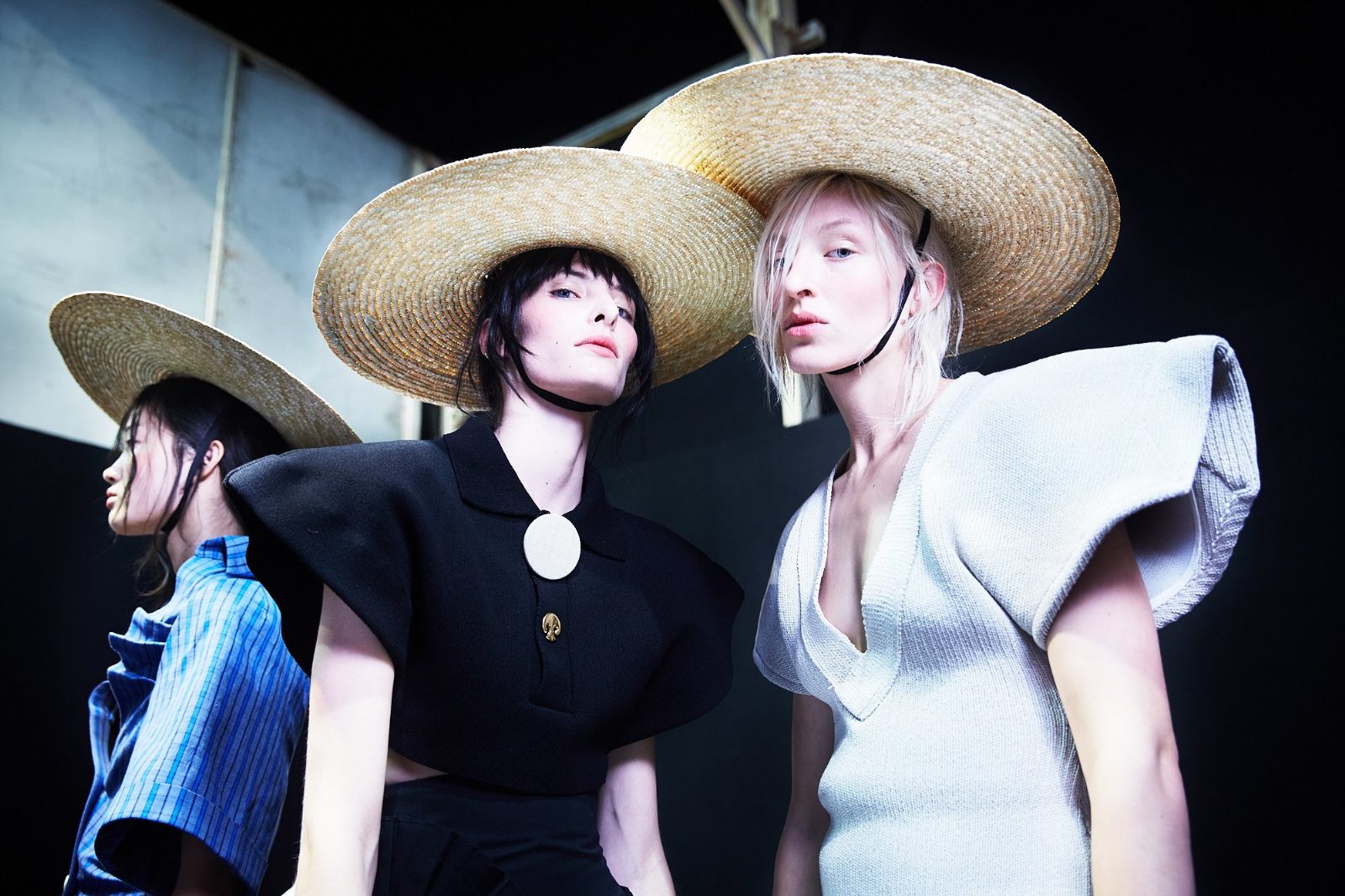 Прованс в новой коллекции Jacquemus  S/S'17 в Париже