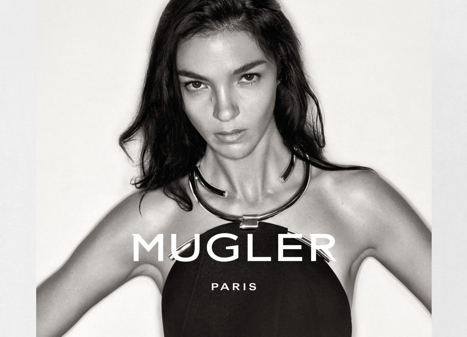 Мариякарла Босконо в осеннем рекламном кампейне Mugler