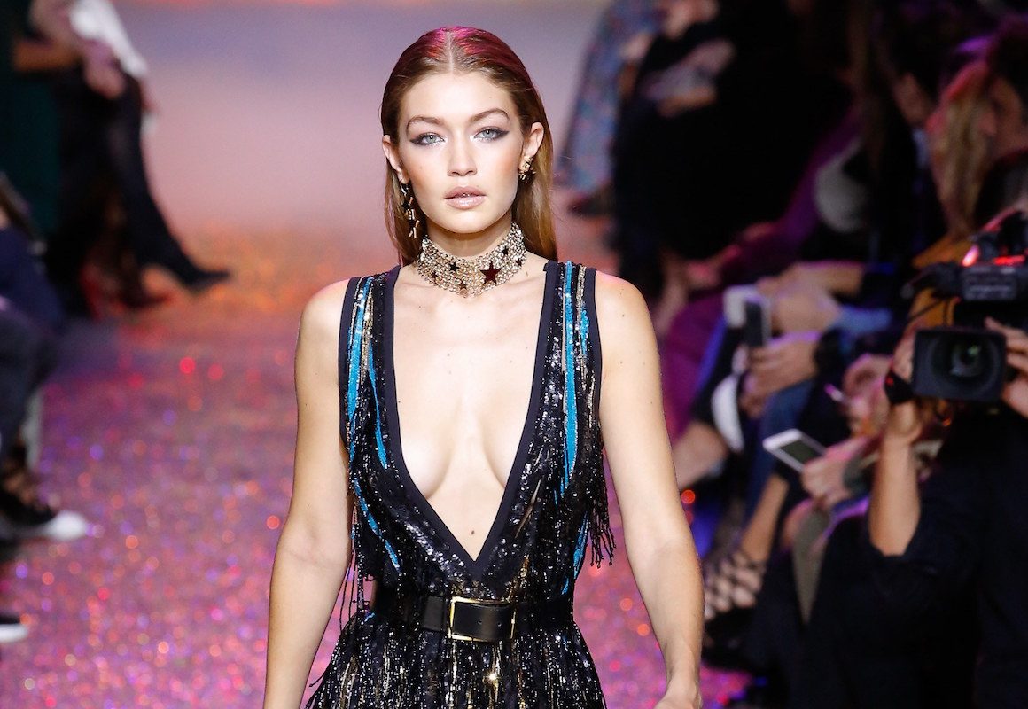 Даша Хлистун и Женя Мигович на показе Elie Saab в Париже