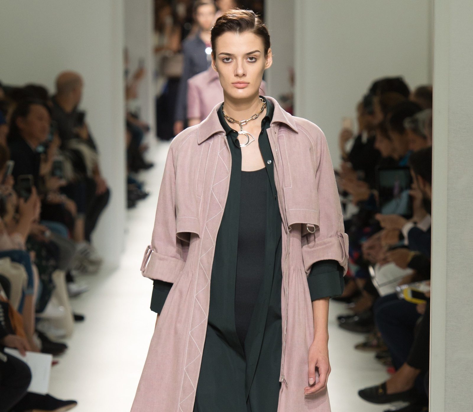 Украинская модель Марфа на показе Hermès S/S'17 в Париже