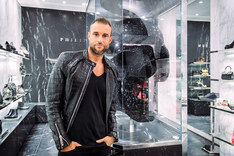 Итальянский бренд Dolce & Gabbana обвинил немецкую марку Philipp Plein в переманивании сотрудников