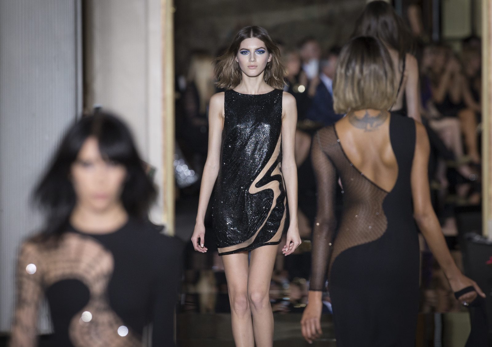 Atelier Versace больше не будет участвовать в кутюрных Неделях моды
