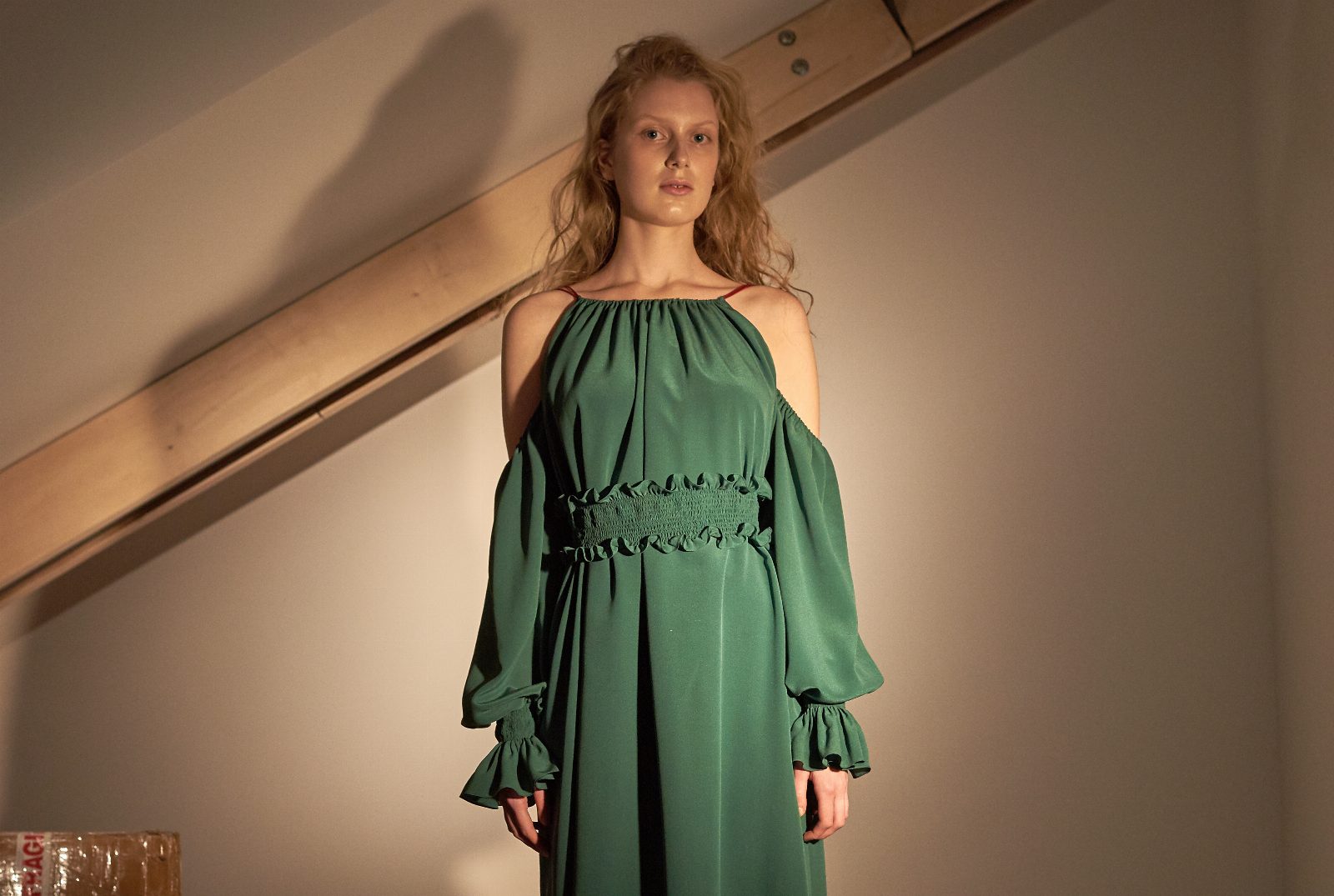 Anna October представила лукбук коллекции Pre-Fall 17-18