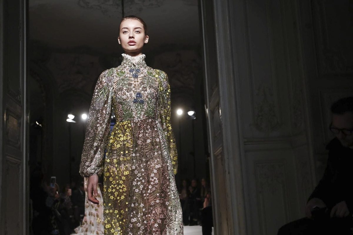 Цветочный сад в коллекции Giambattista Valli Haute couture Spring 2017