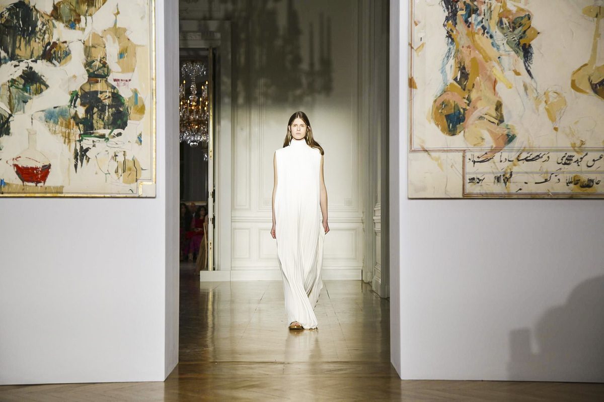 Греческие мотивы на показе Valentino Haute Couture Spring 2017