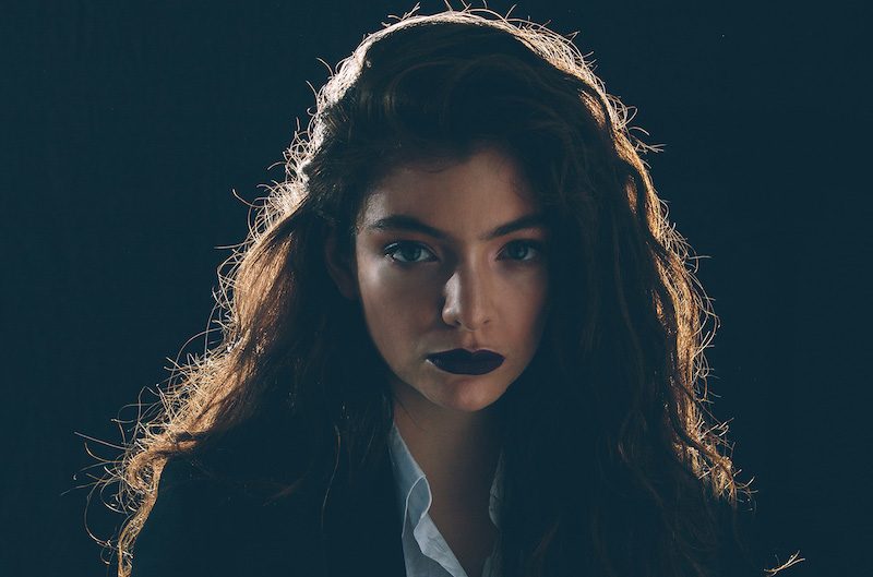 Lorde выпустила первую новую композицию со второго альбома