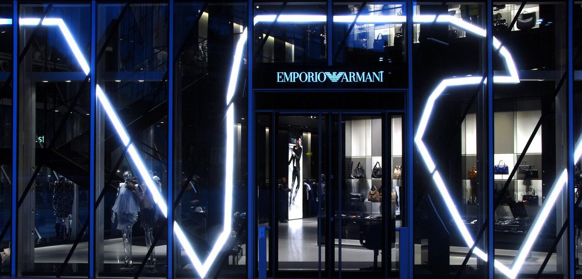 Итальянский бренд Emporio Armani запускает проект под названием Automat Radio
