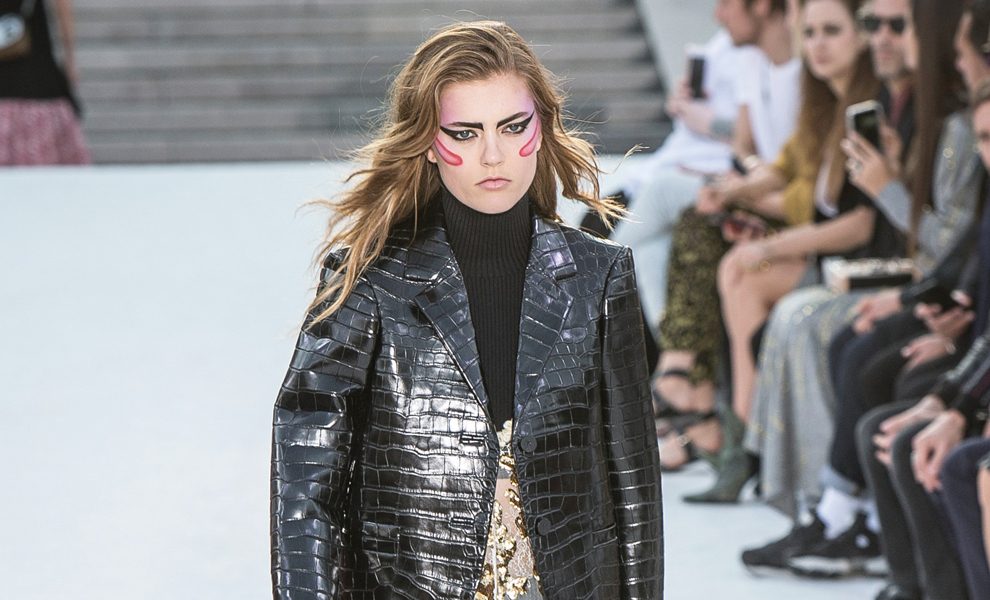 Женщина-воин в новой круизной коллекции Louis Vuitton 2018