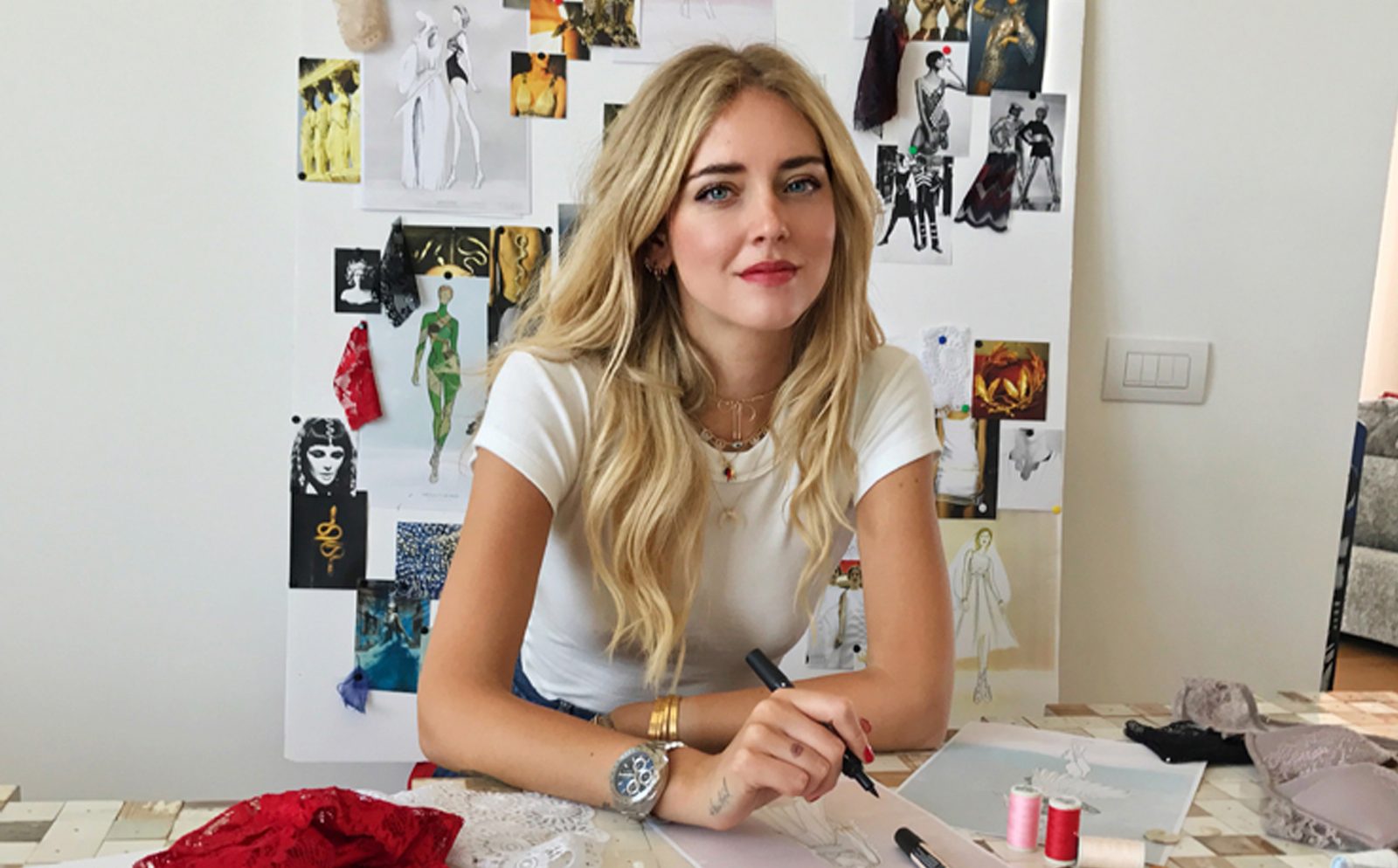 Не блогом единым: Кьяра Ферраньи выступит дизайнером костюмов шоу Intimissimi