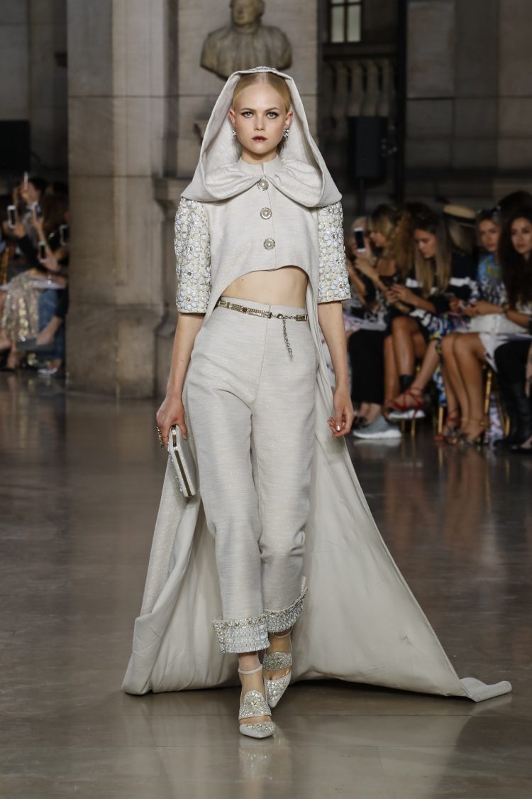 Georges-Hobeika-Couture-FW17-Paris-84621-1200x1800