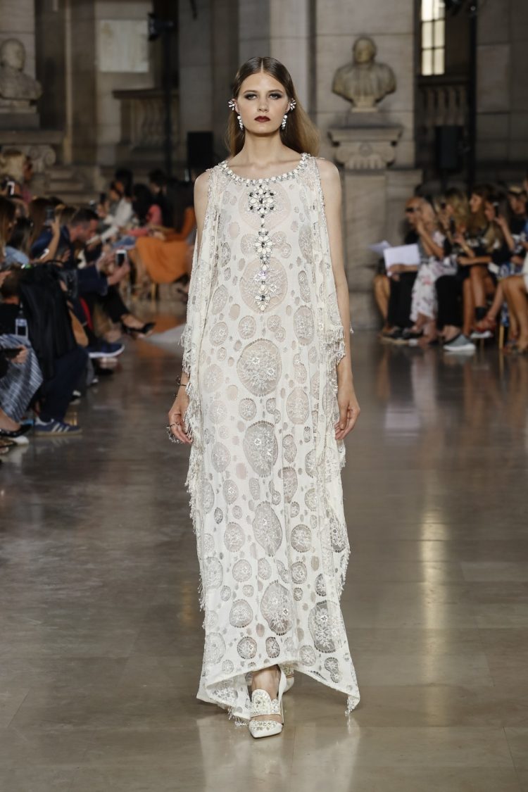 Georges-Hobeika-Couture-FW17-Paris-8761-1200x1800