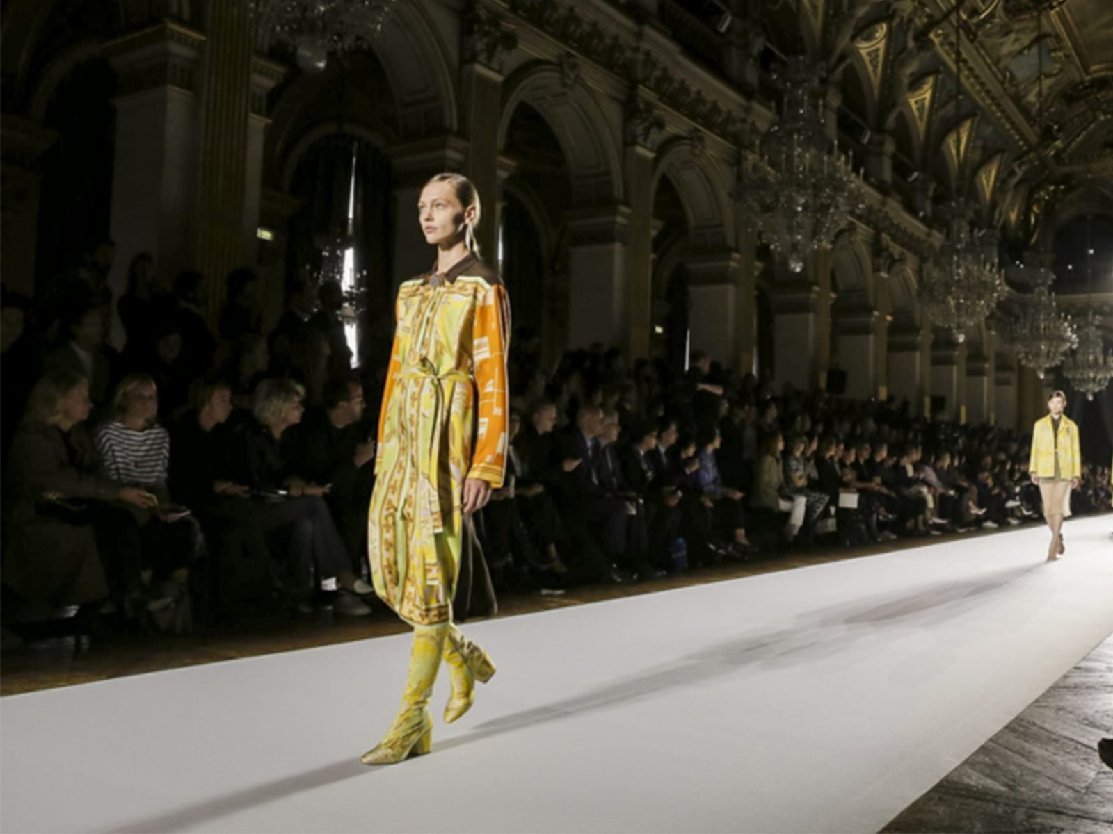 10 лучших образов показа Dries Van Noten