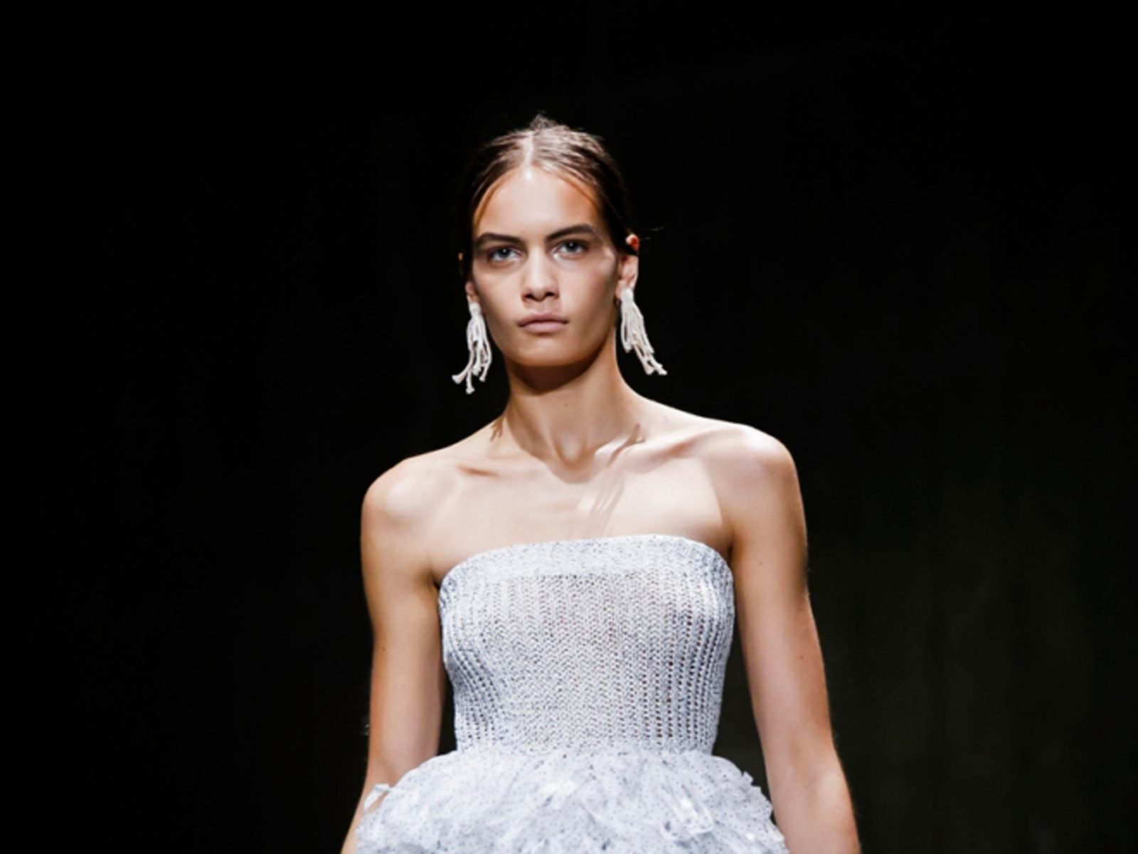 Дерзость и скромность в коллекции Christopher Kane SS'18