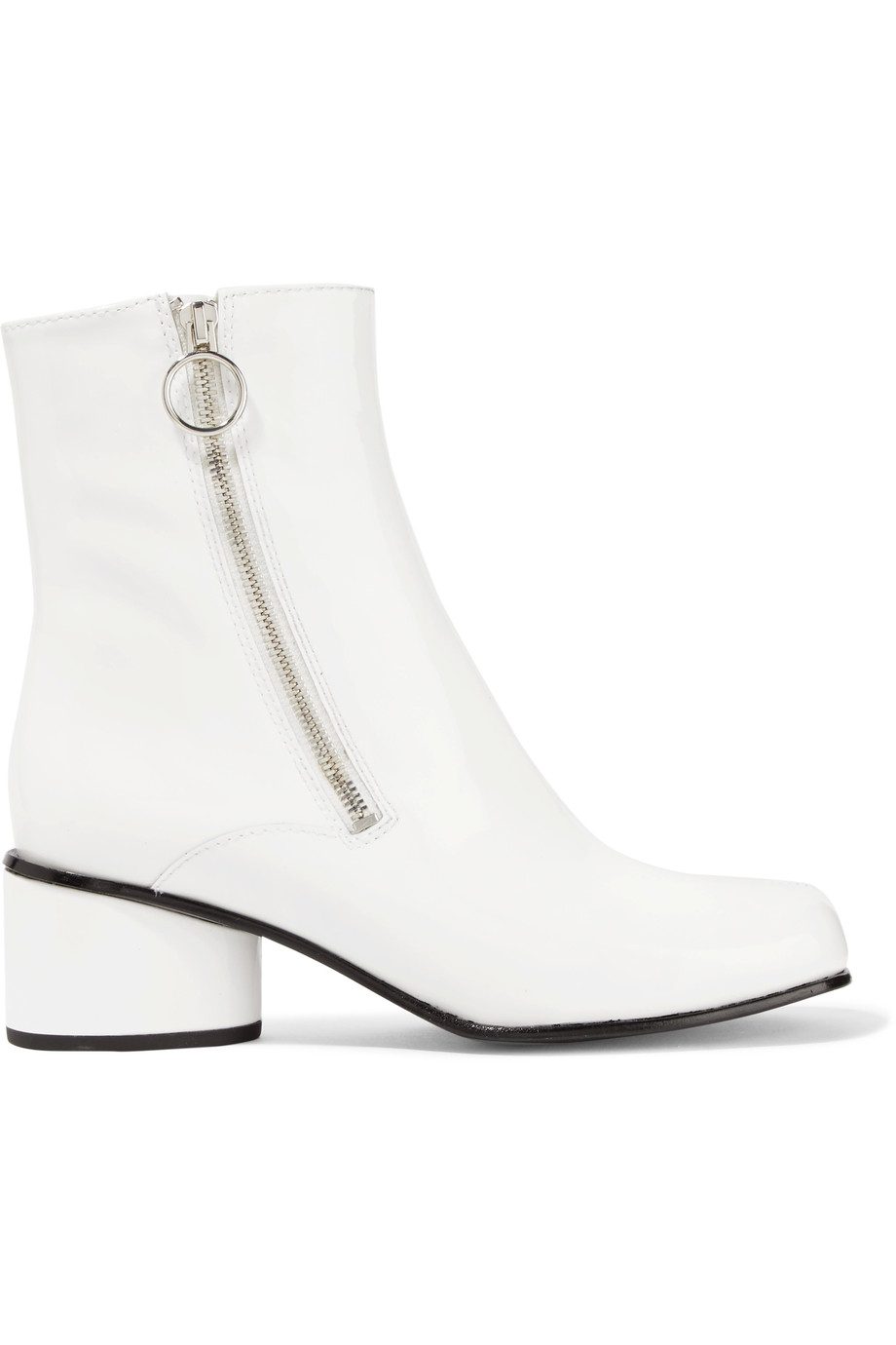 MARC JACOBS