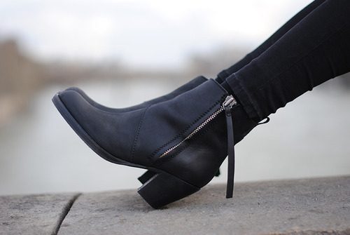 black-boots-bottoms-design-Favim.com-967538