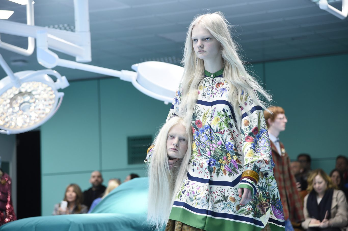 Джорджио Армани раскритиковал реплики голов на показе Gucci