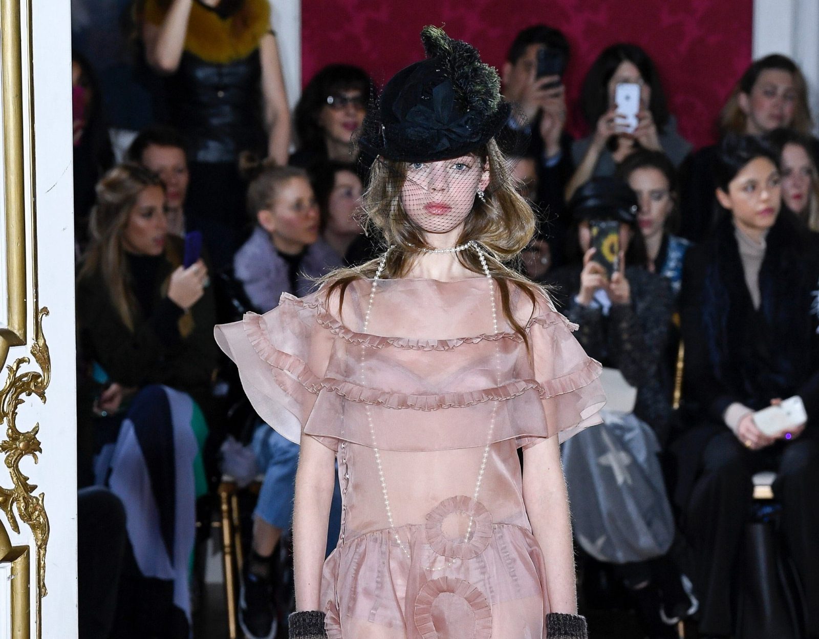 Вне гендера: коллекция John Galliano FW’18/19