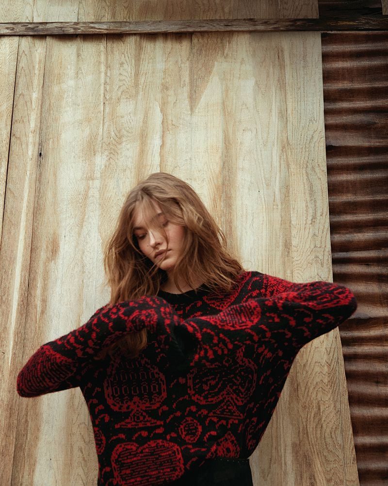 Grace-Elizabeth-Vogue-Cover-Photoshoot06
