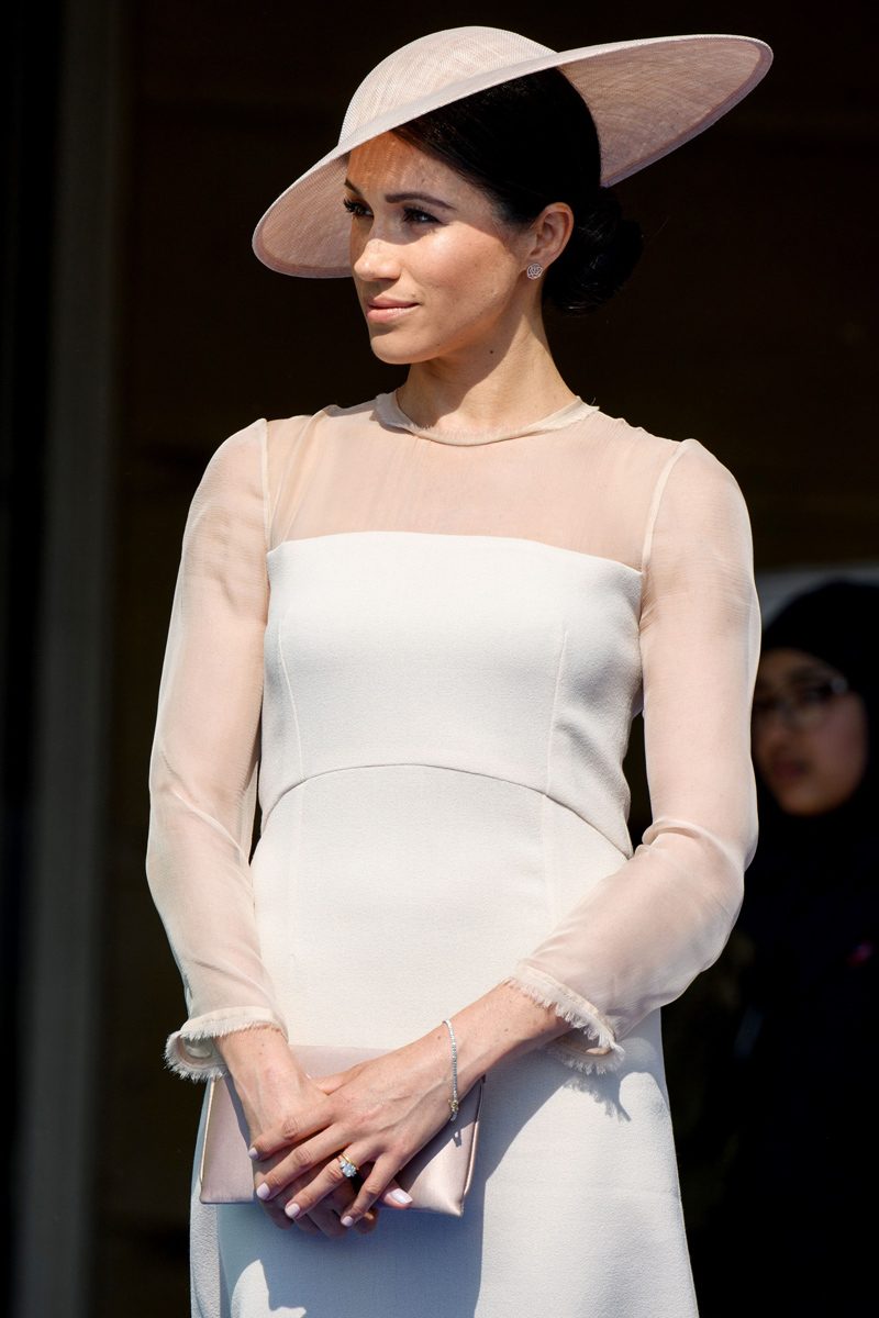 meghan-markle-first-public-look-3