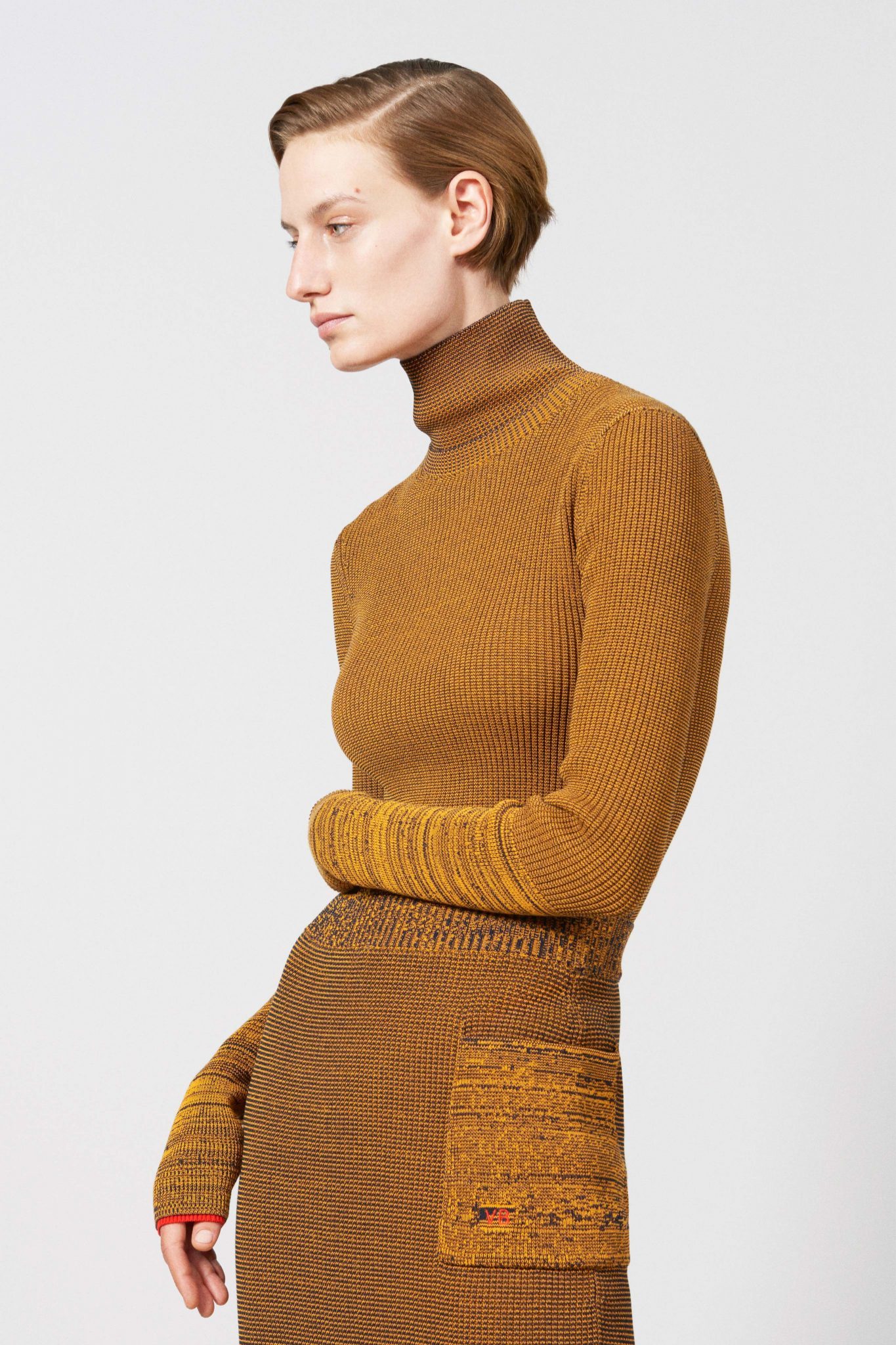00001-victoria-beckham-vogue-resort-2019-pr